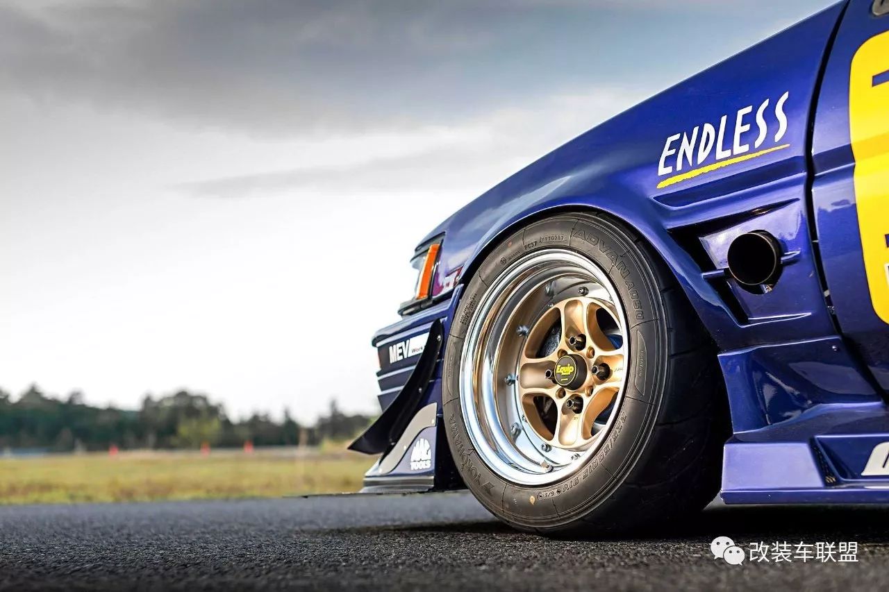 迷恋:源自幻想的爱!1986 Toyota AE86