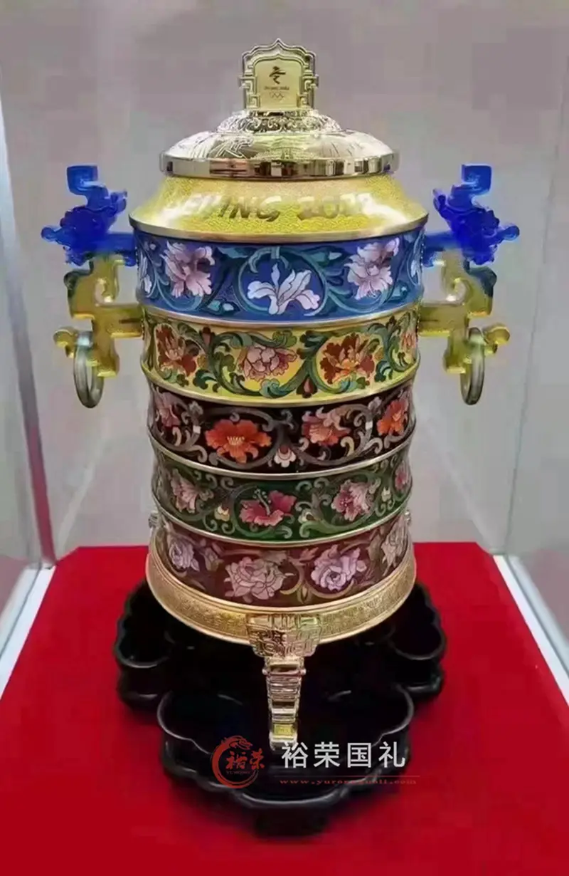 钟连盛大师《冬奥五环珐琅尊》寓意奥运健儿再创佳绩 - 哔哩哔哩