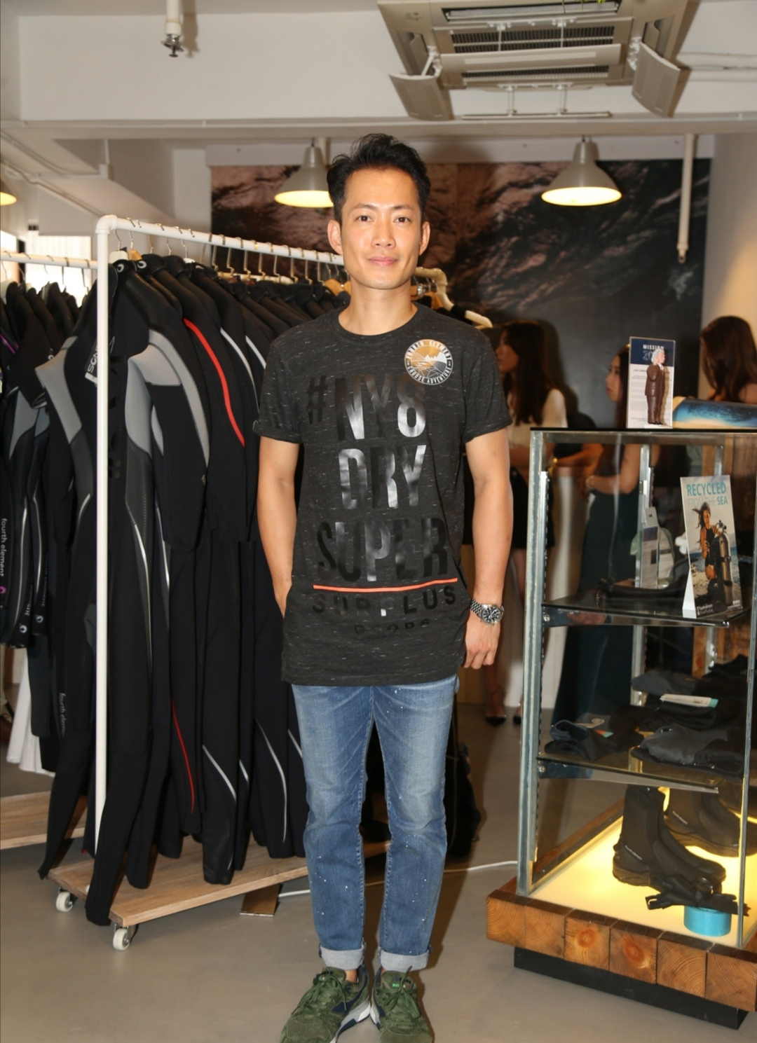 香港演员敖嘉年感激tvb的多年栽培但太多的失望让我决定离开