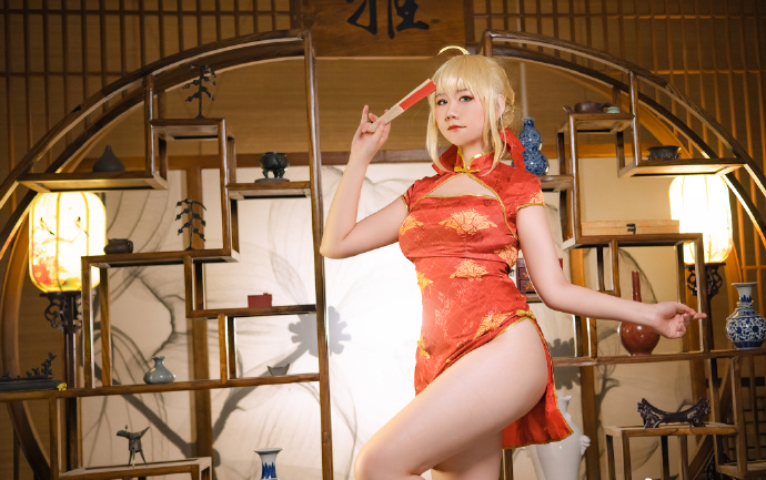 王子子Yu尼禄新年旗袍Cosplay4