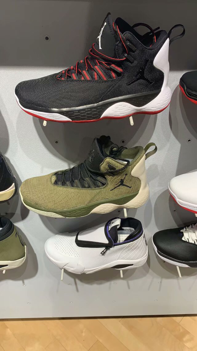 五十分钟左右带你去看看香港aj 亚洲最大的店面