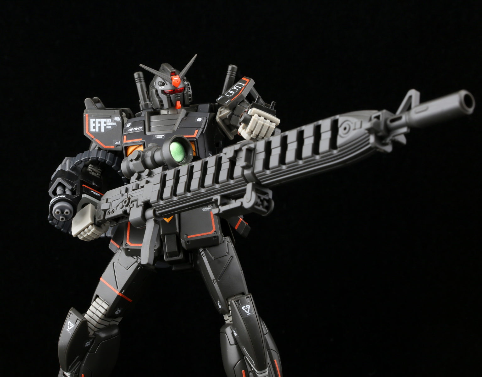 达人佳作:[我的业余爱好是素组]局地四天王之五 hggto 1/144 高达fsd