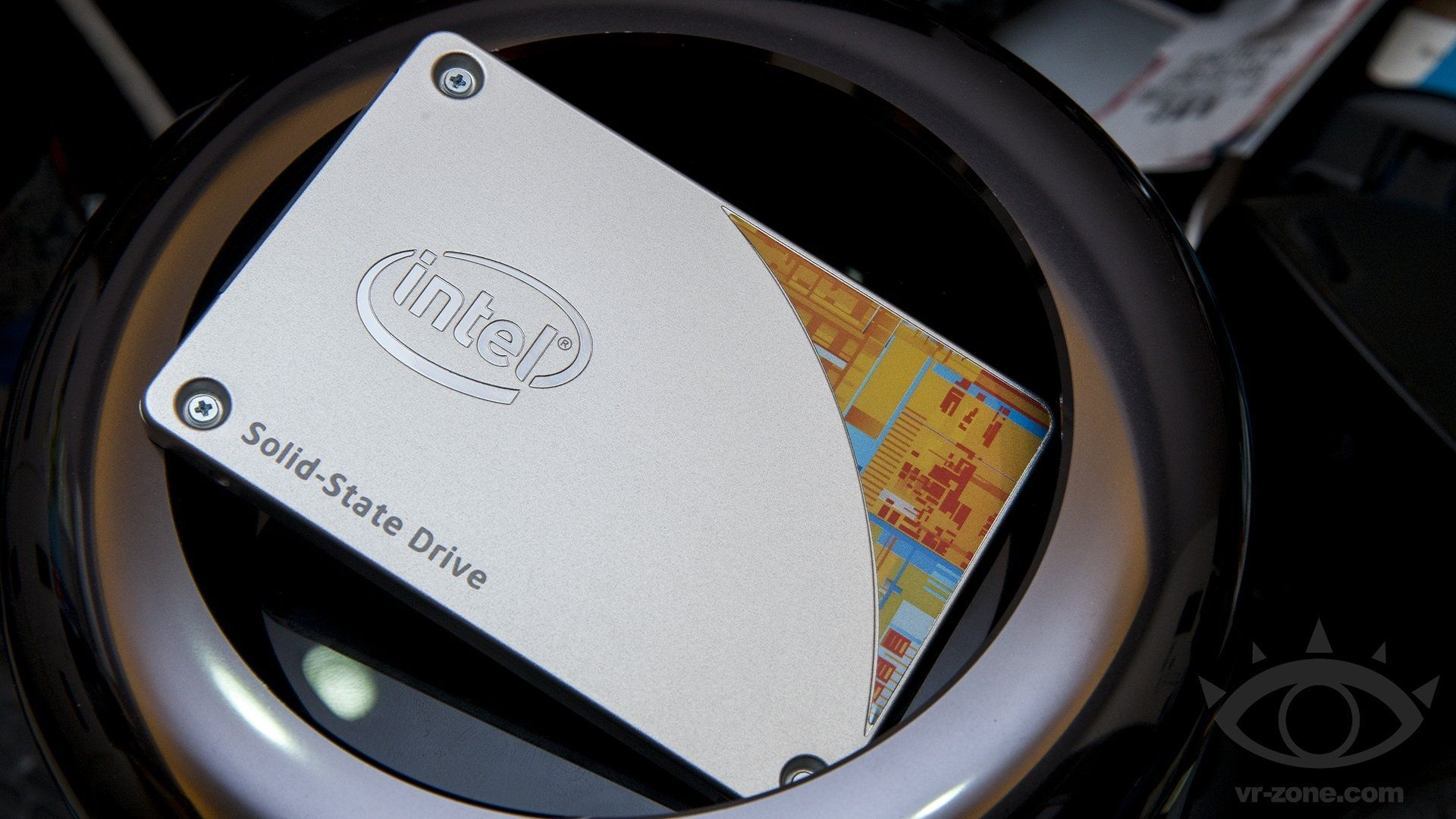 618将至 应该如何选购固态硬盘?扫盲固态硬盘