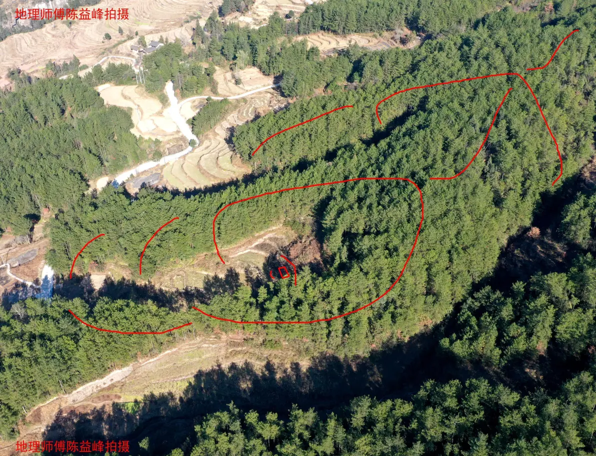 风吹罗带穴,高山点地,云南寻地案例