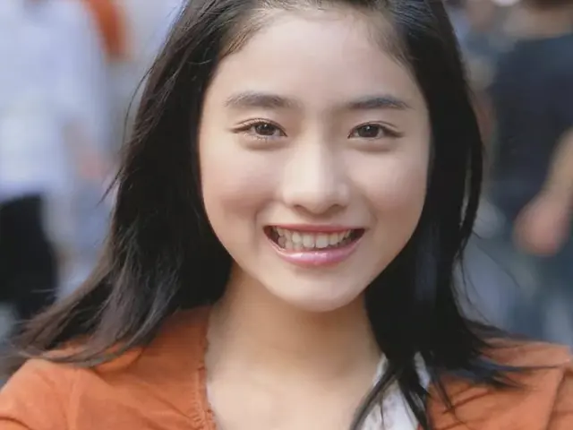 石原里美结婚了 但不必伤心呀 86年的日本小花大多都是人生赢家呀 哔哩哔哩