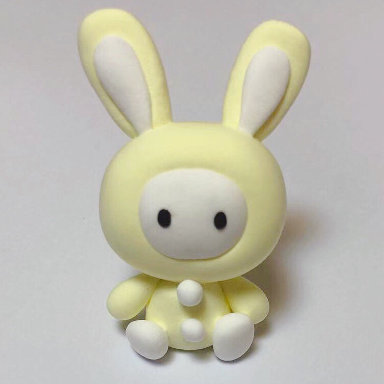 粘土做一只可爱的kt猫