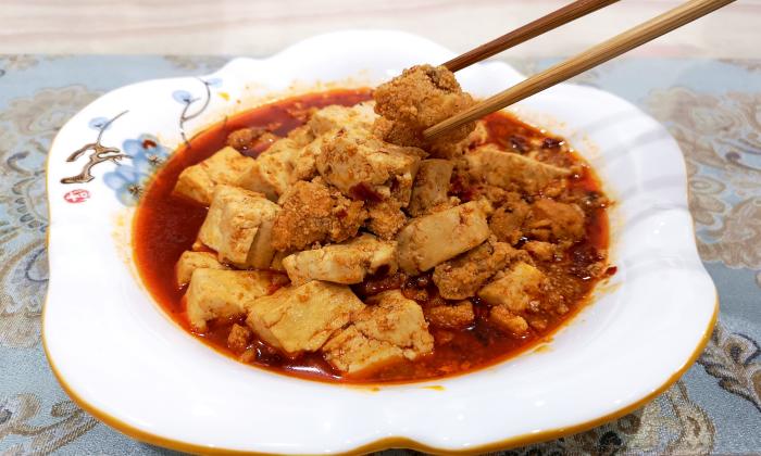 冬天进补,大鱼大肉都不如它,加块豆腐简单一炖,营养美味比肉香