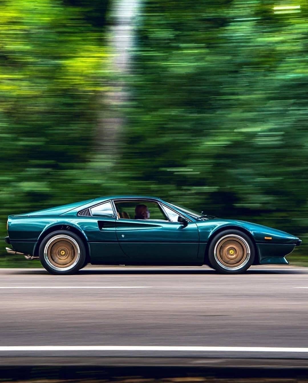 车型鉴赏法拉利ferrarigtbi388