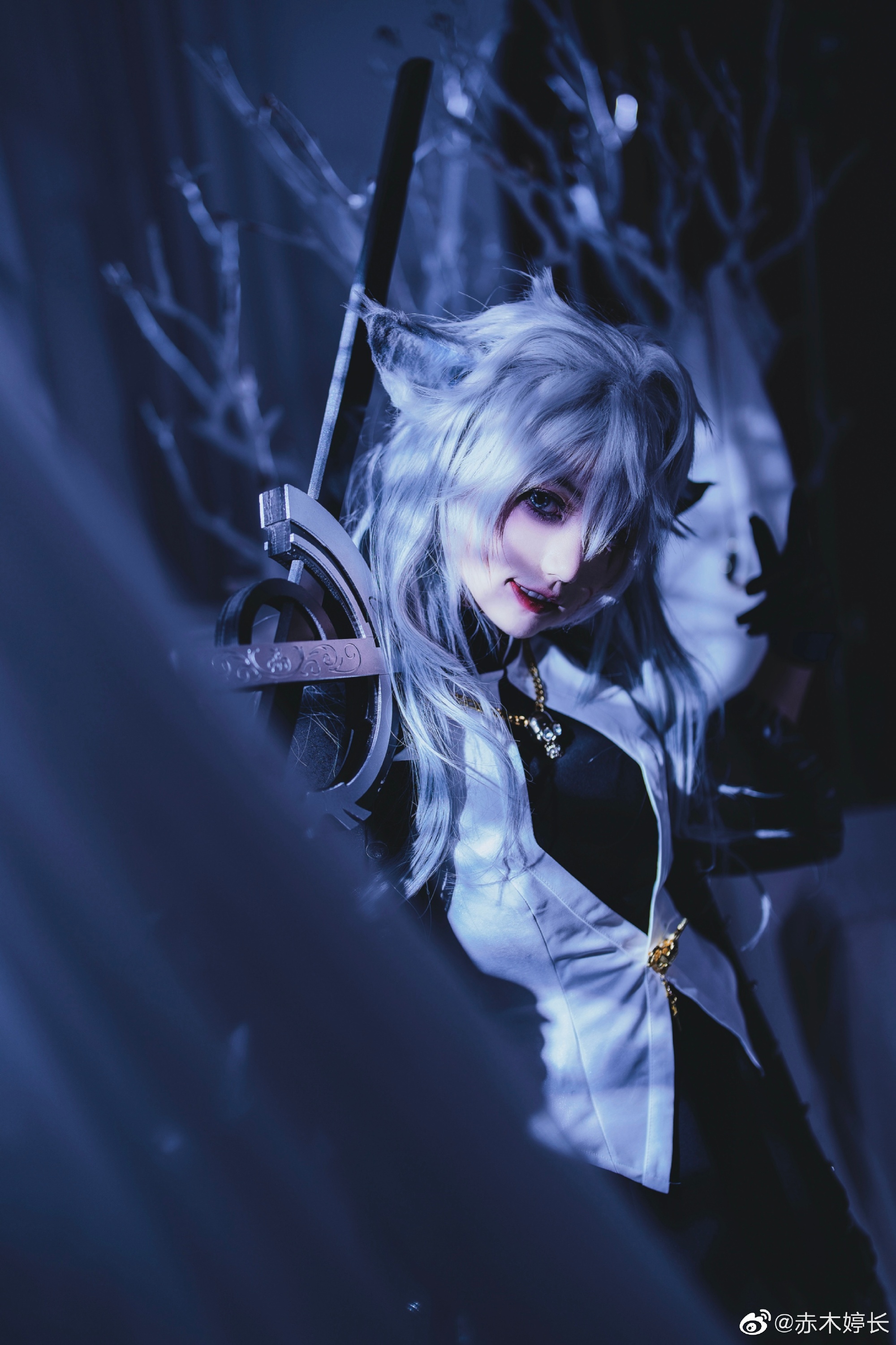 COSPLAY第七十五期：赤木 明日方舟 拉普兰德 - 哔哩哔哩