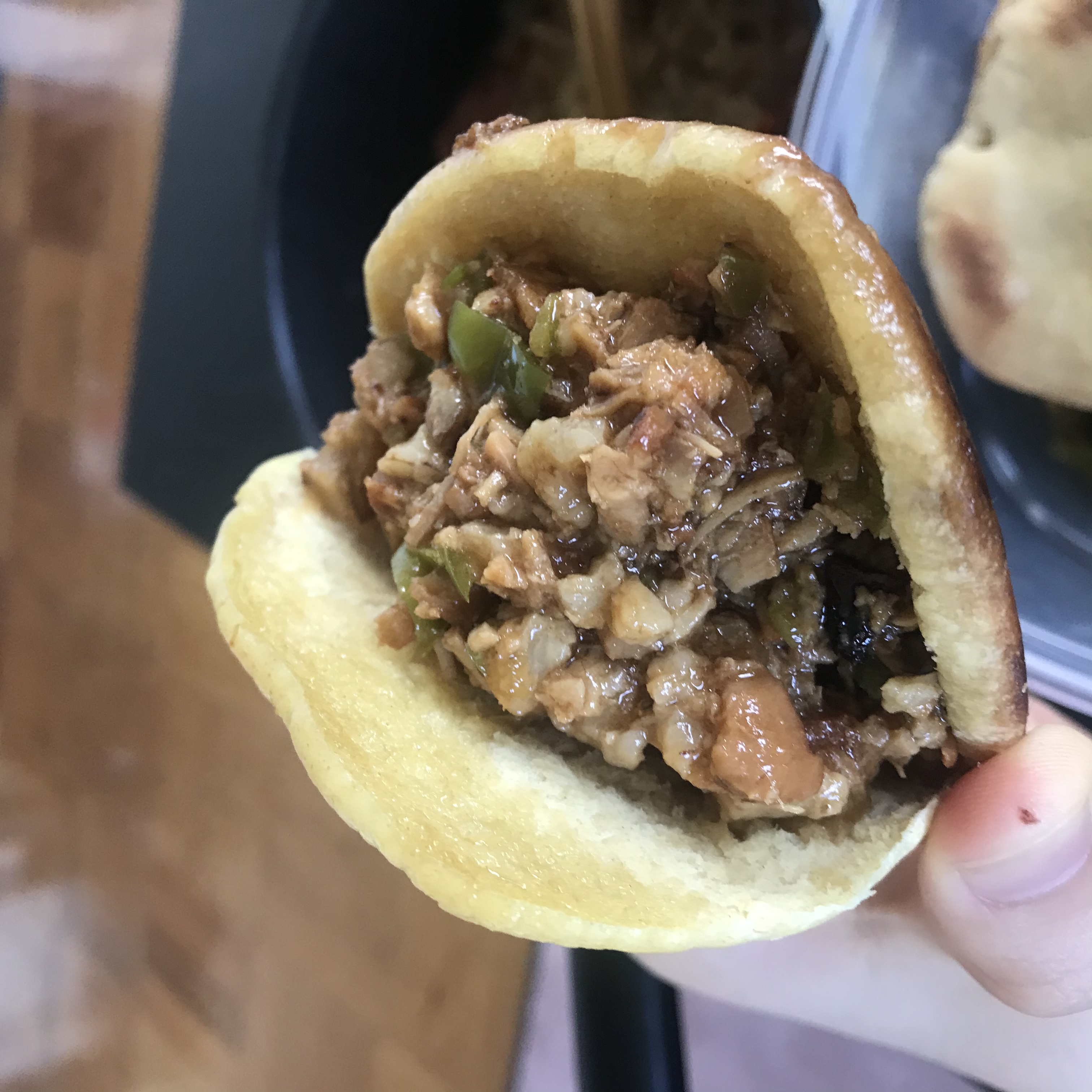 肉夹馍(饼子也是自己烙的