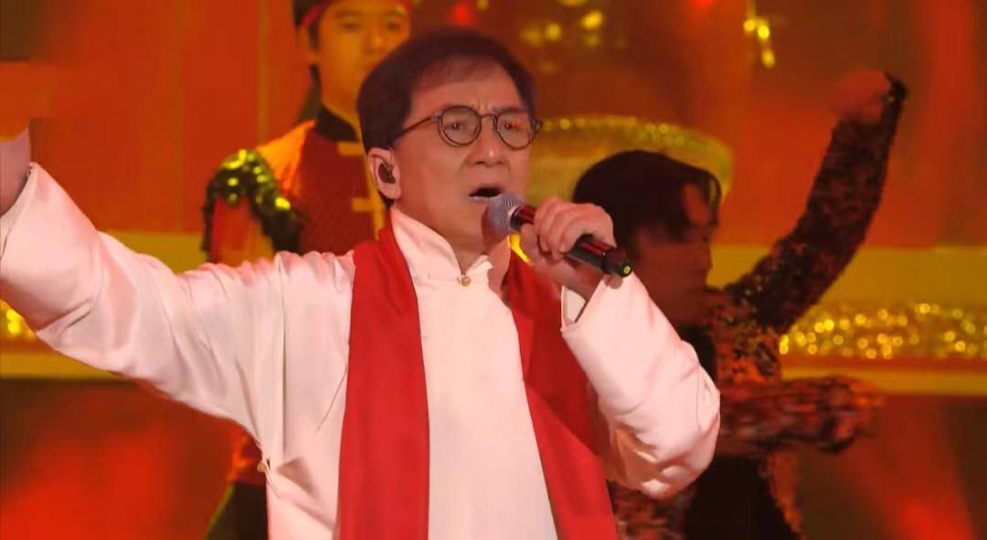 香港回归25周年晚会，当成龙刘德华合唱《歌唱祖国》，爱国情怀破防了