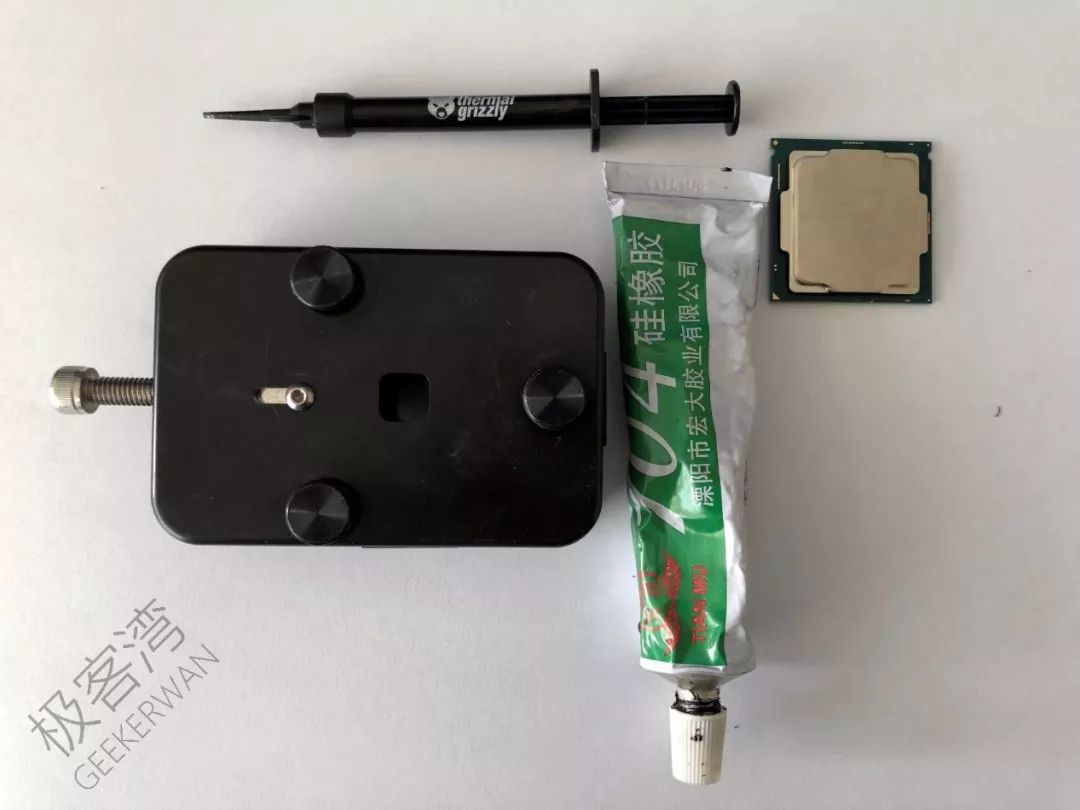 小科普 | 掀起你的头盖骨! CPU开盖过程揭秘~