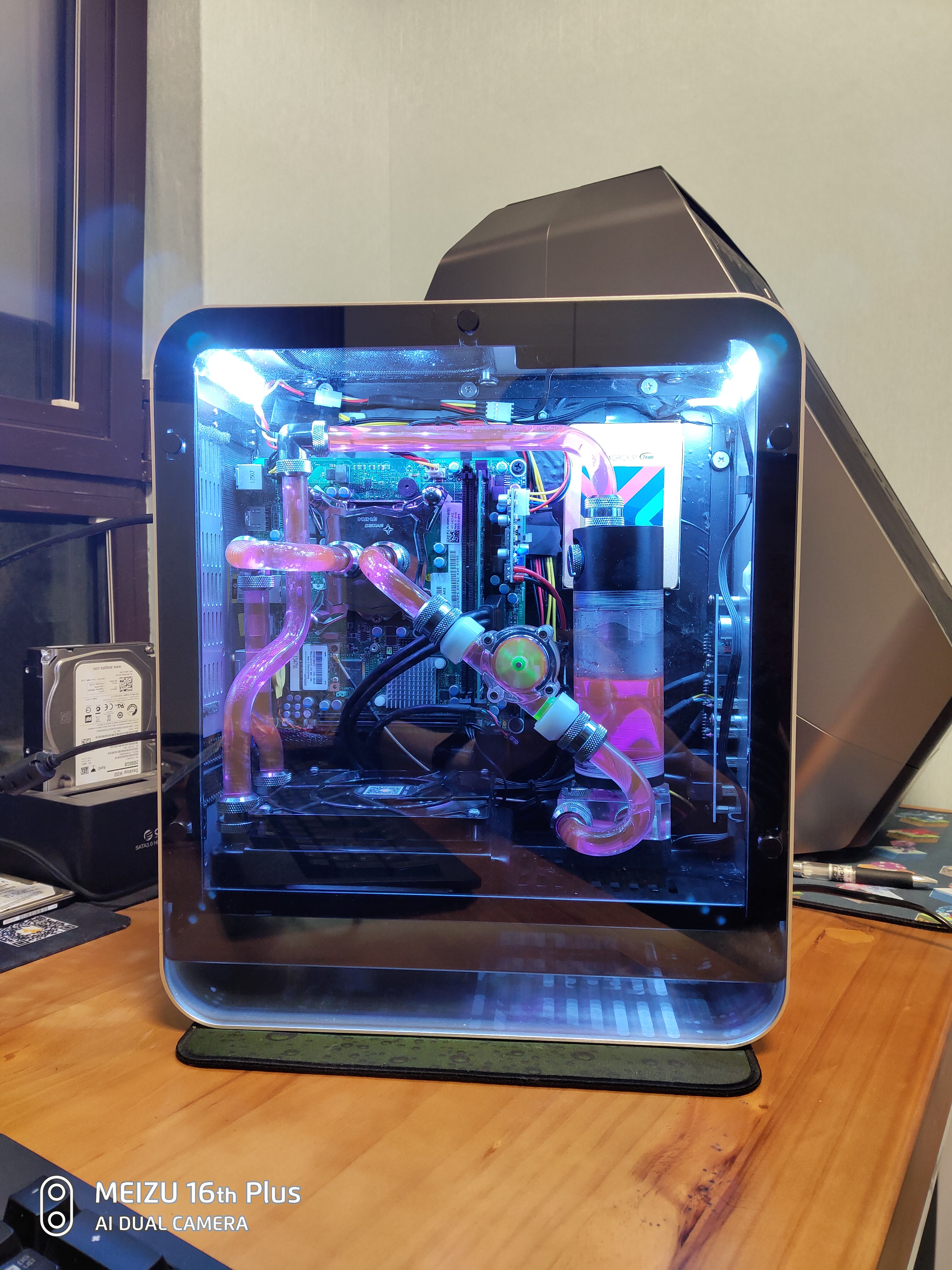 打造0性能乔思伯UMX1外星人迷你水冷主机