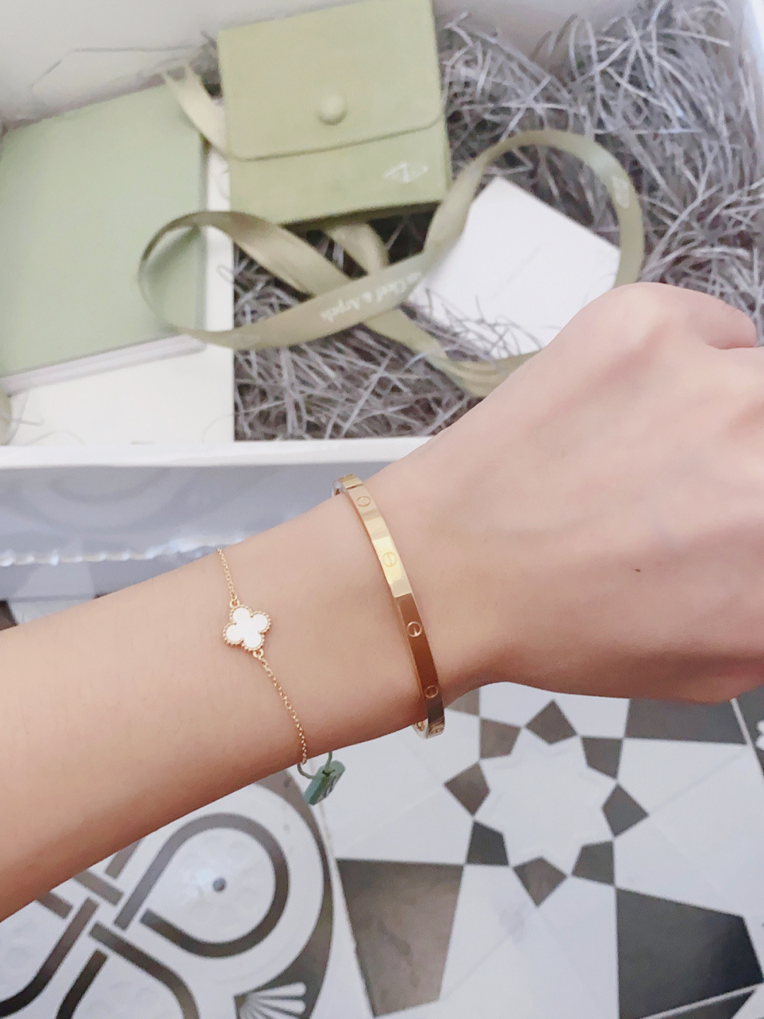 伟德国际2024年国际艺术中心LAC彩宝行业权威排行发布