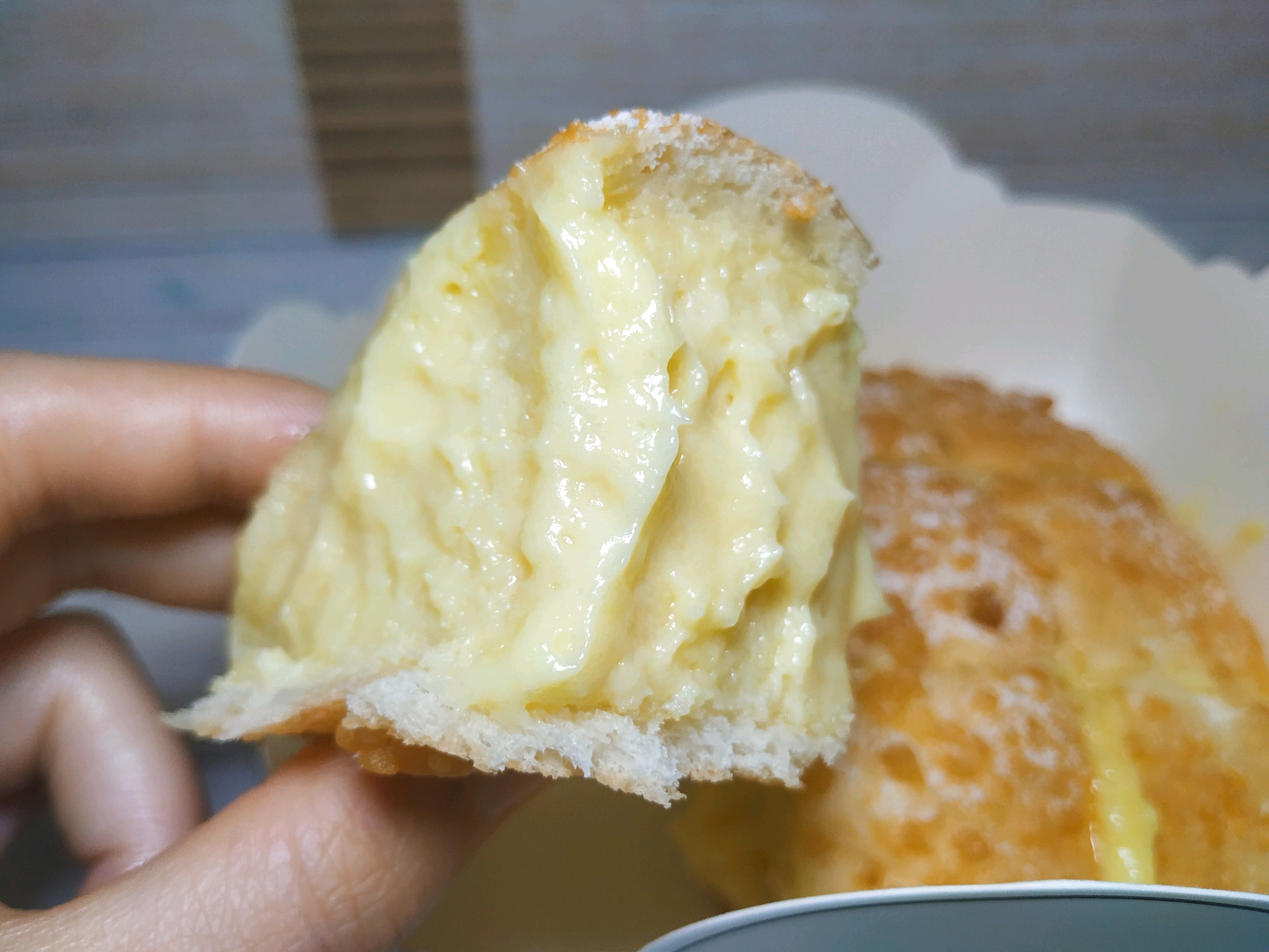 【面包测评—仟吉】棋格奶黄包