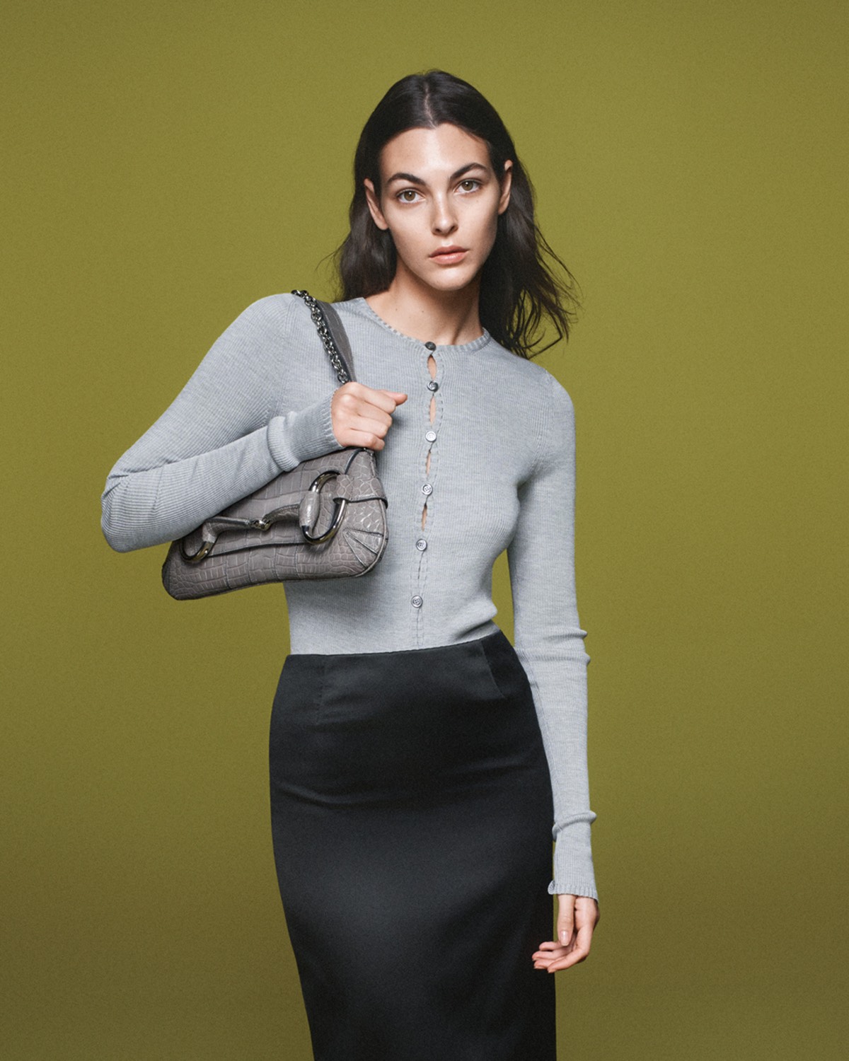 Vittoria Ceretti for Gucci 2023 FallWinter Campaign 哔哩哔哩
