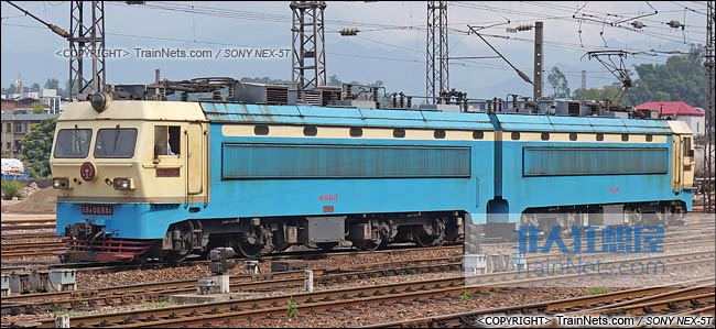 配属南局福段的ss4g型电力机车.(dsc00981-140524)