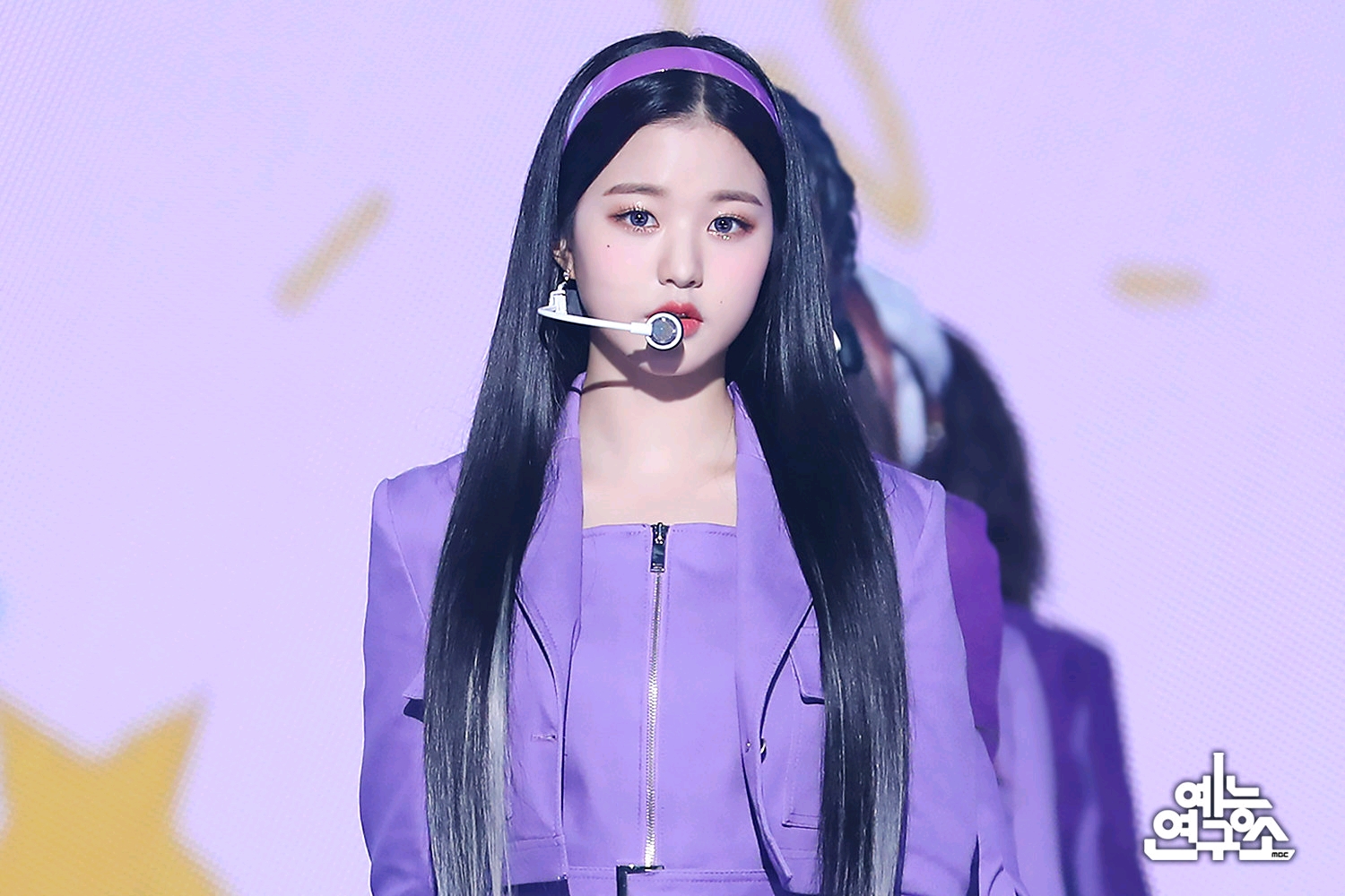 izone音乐中心更新舞台照200228