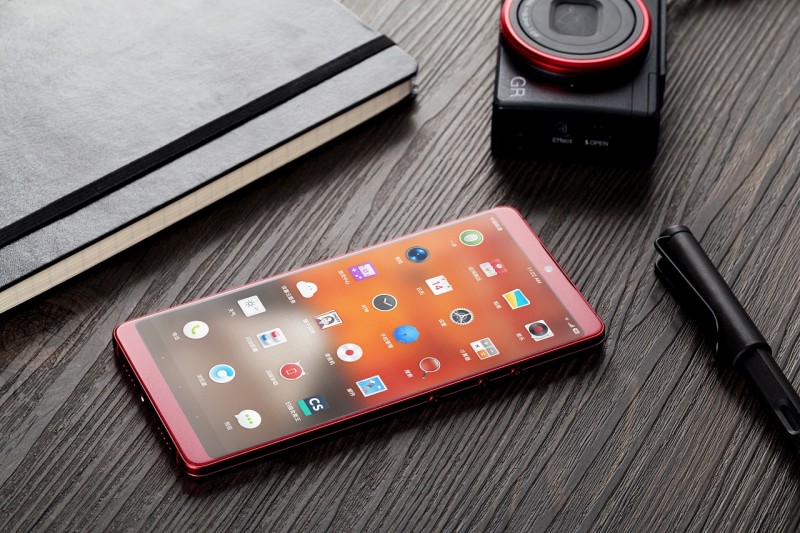 网友透露锤子科技产品路线图,坚果pro3或于8月21日登场!