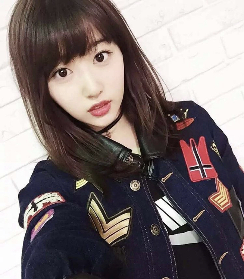 孔雪儿旧照 笑容老可爱点点婴儿肥,从小美大到!