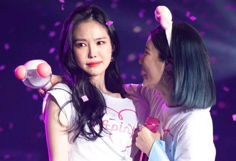 apink 恩地更新,搬运一些合照