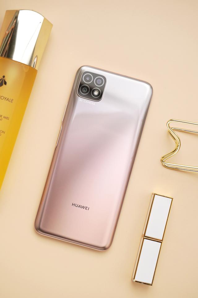 华为畅享20图赏:大屏长续航5g,1699值得买?