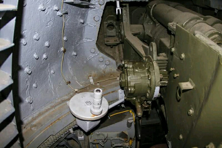 斯大林二(is-2)坦克内构