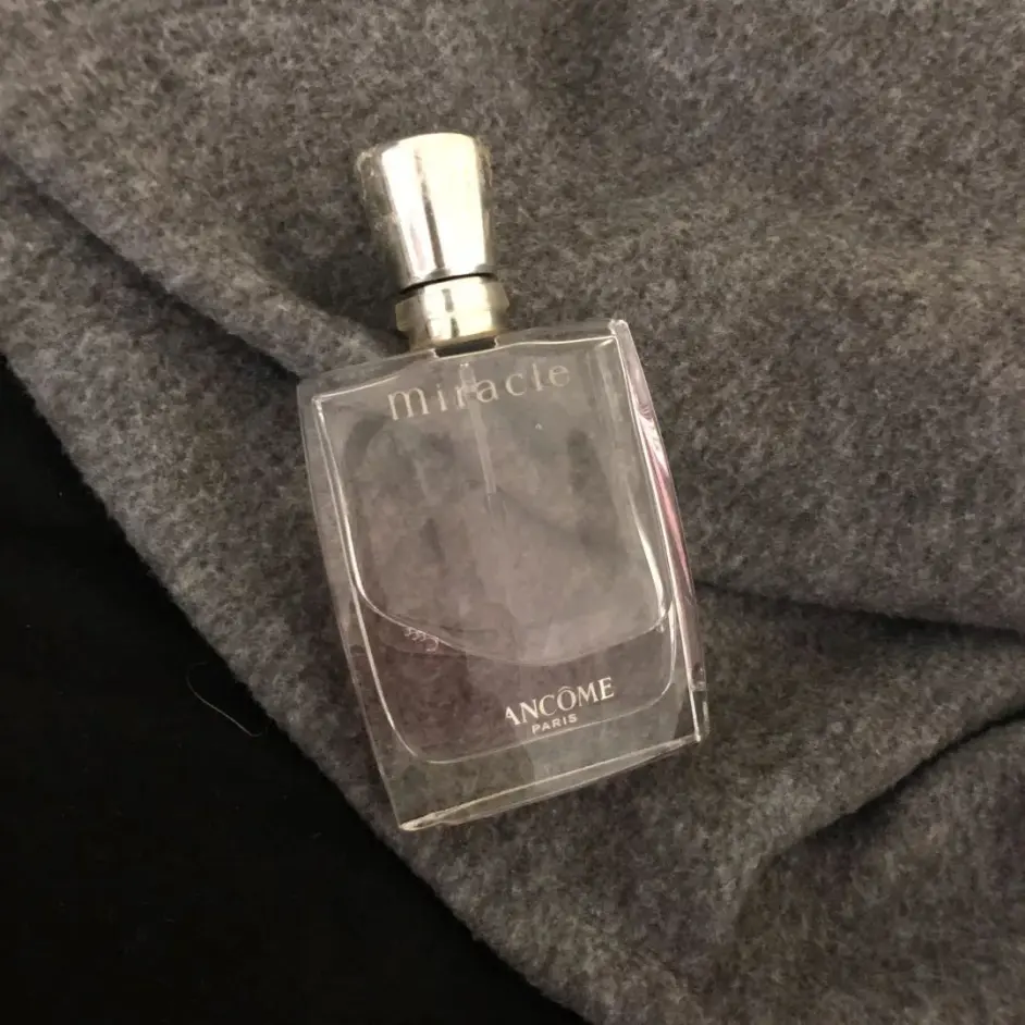 精致女孩的秋冬准备 香水 是完美你的隐形华服 哔哩哔哩