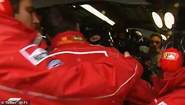 维斯塔潘才不是f1最冲动的塞纳暴揍新人舒马赫怒怼库特哈德 哔哩哔哩