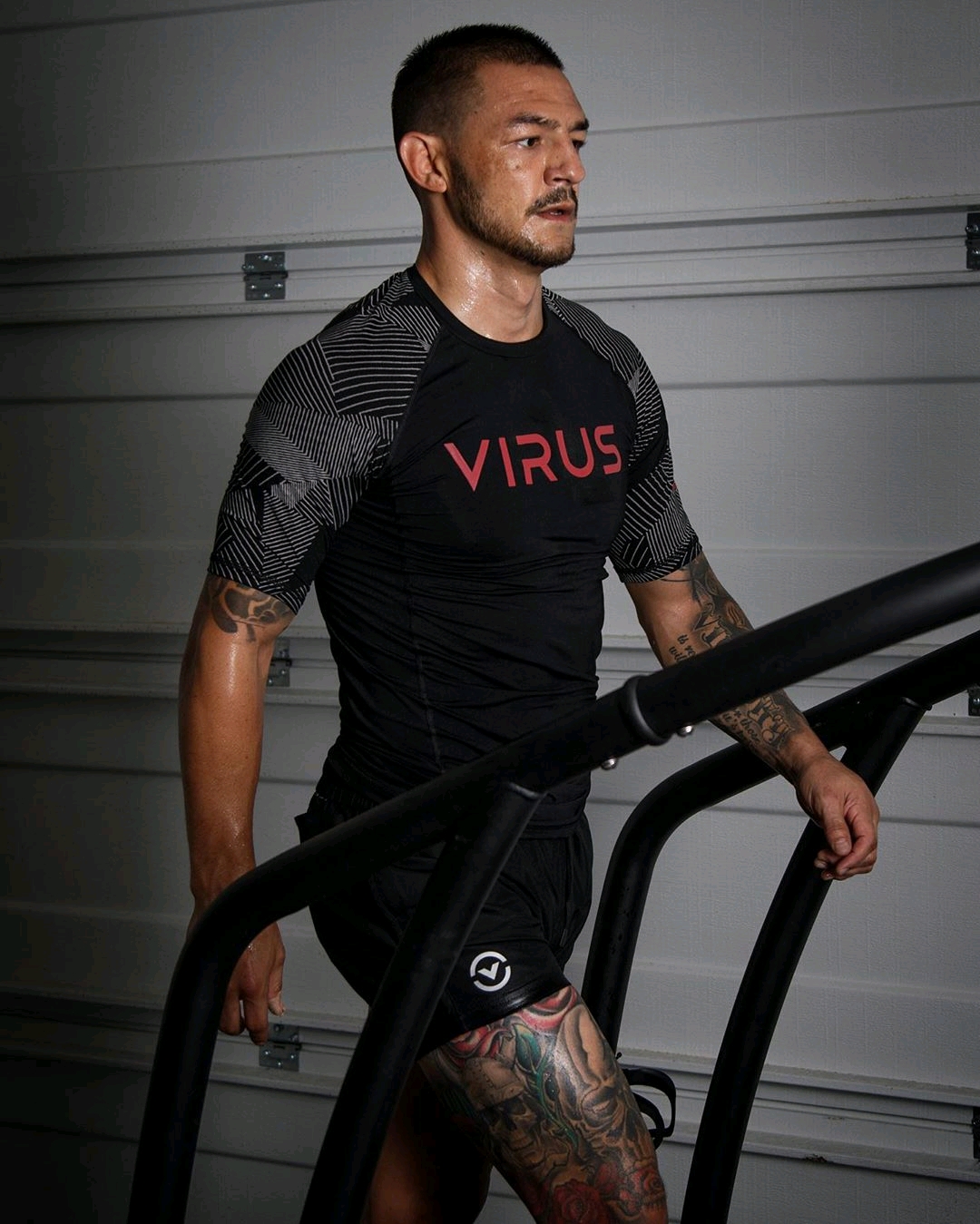 ufc羽量级选手椰子哥卡布斯旺森ins照片自取