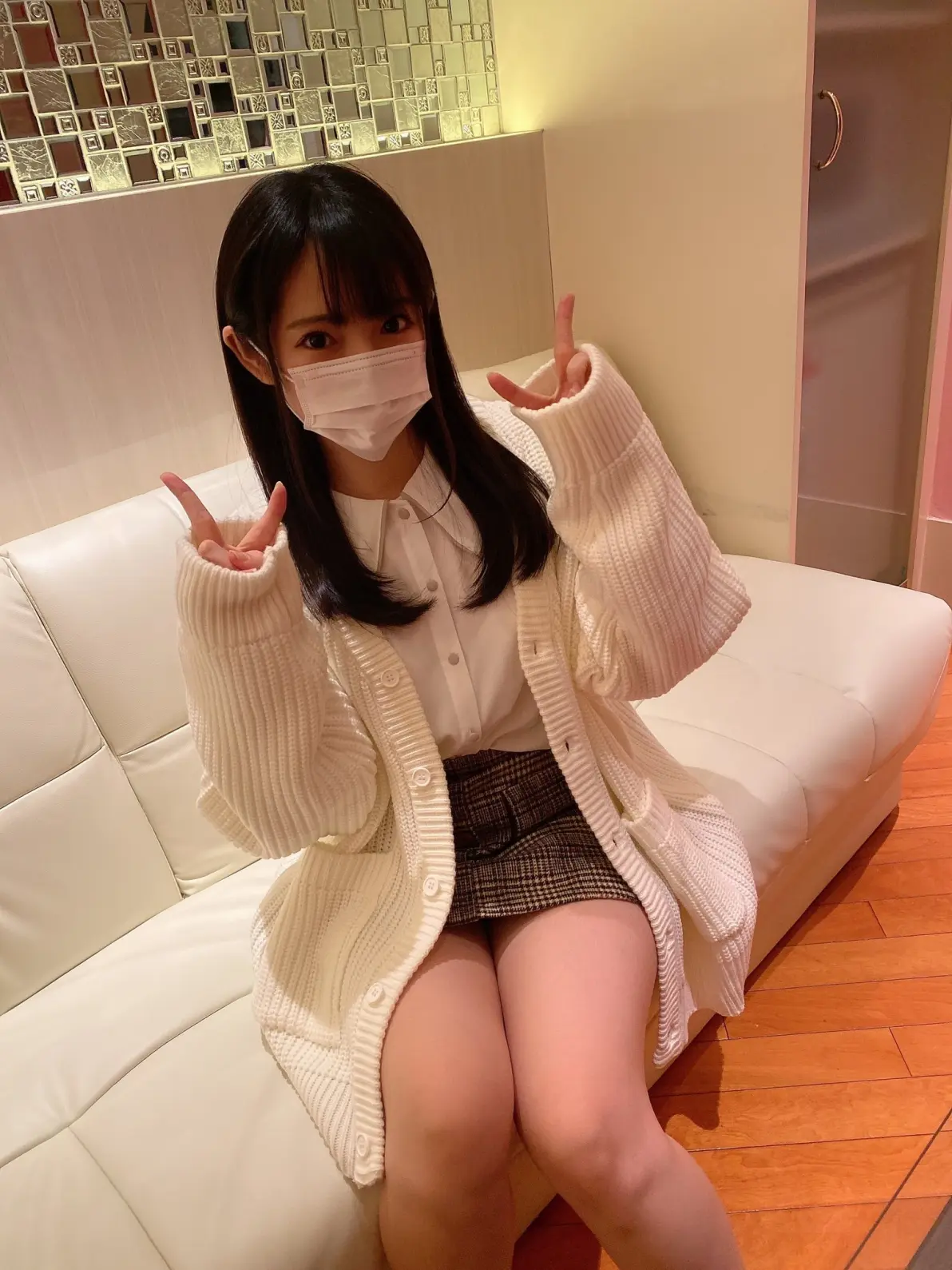 河奈亚依3月引退!那个戴着眼镜的女孩⋯