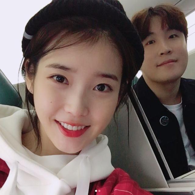 iu李知恩和经纪人成立新公司网友们为这俩人十二年的友谊点赞