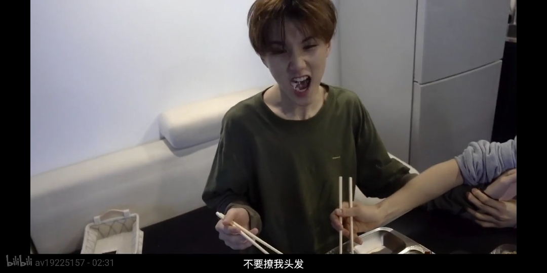 【灵超鹅的圈外女友】tip2:去探监啦（怼怼向)