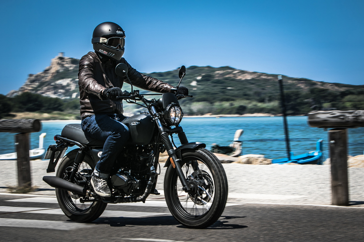 国产小排量复古摩托典范 望江布雷斯通g3