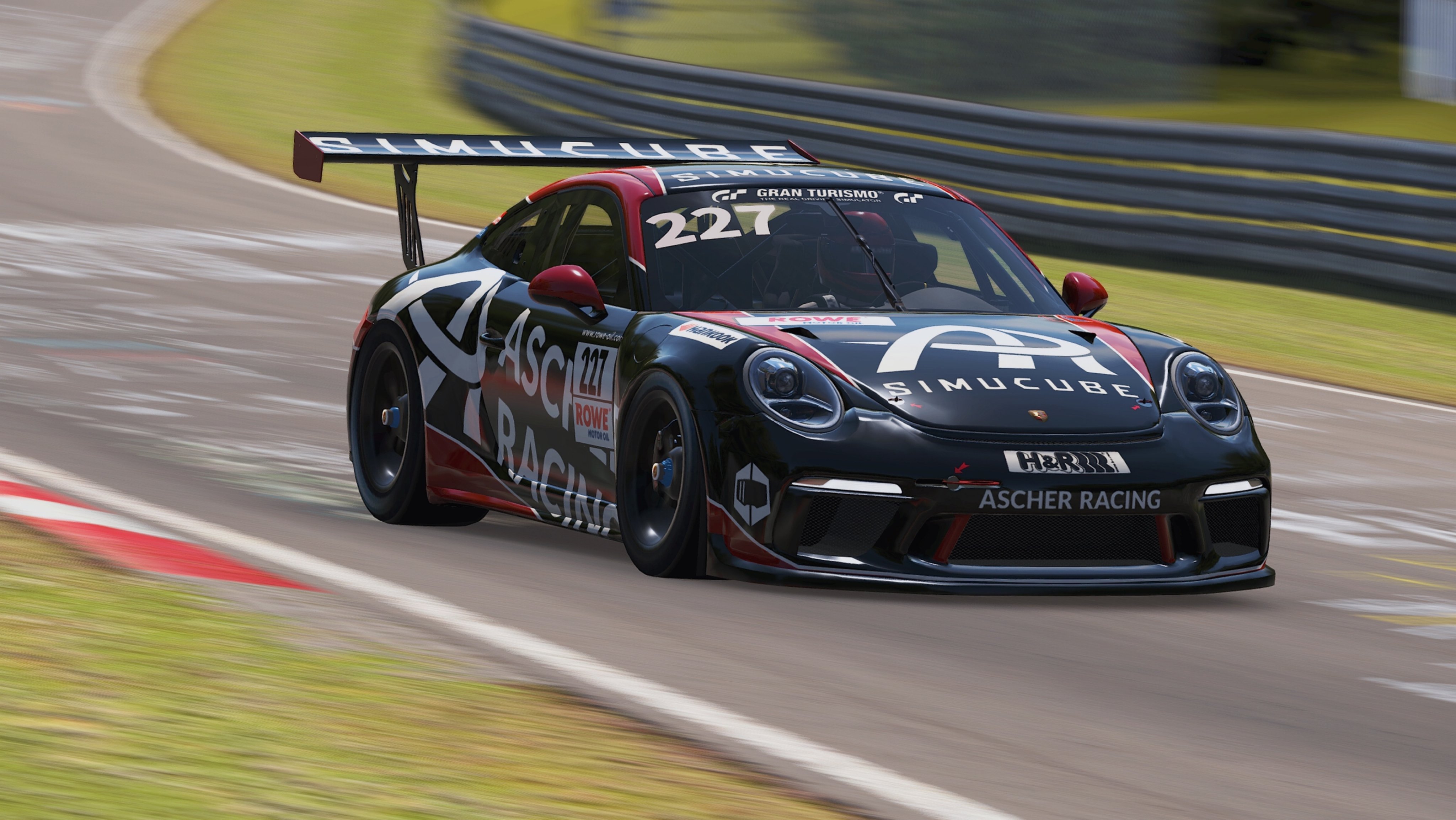 在其他组别中,单人作战的martin ascher驾驶ascher racing 227号