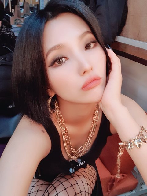 200307 (g)i-dle小娟 sns更新