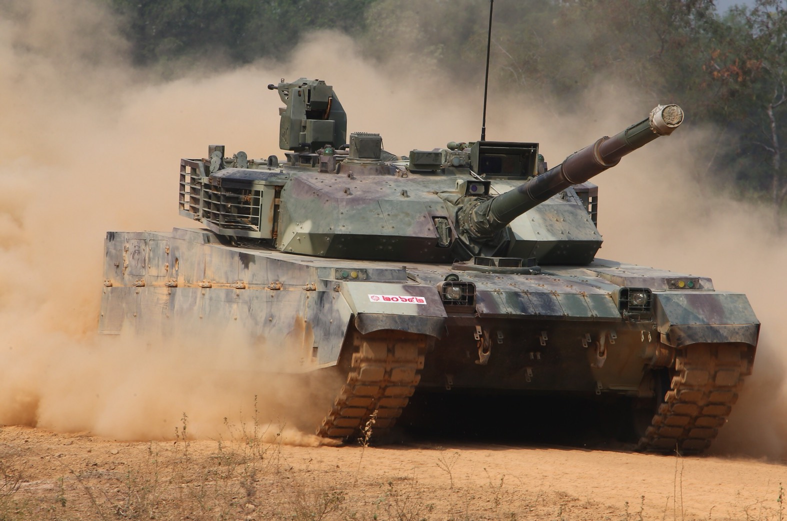 动态展示中的T-90M坦克|坦克|动态_新浪新闻