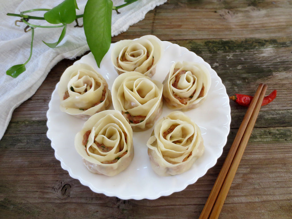 玫瑰花饺子怎么做_玫瑰花饺子的做法_豆果美食