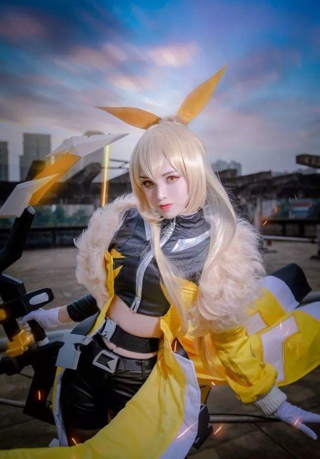 cos美图:伽罗——箭雨风息      adc祖传大长腿