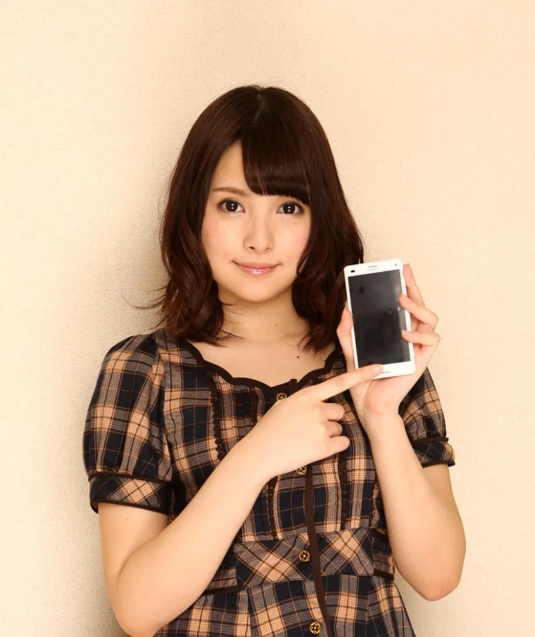 明星档案 第150期 坂口美穗乃(坂咲みほ)个人资料简介及作品写真图片! 哔哩哔哩