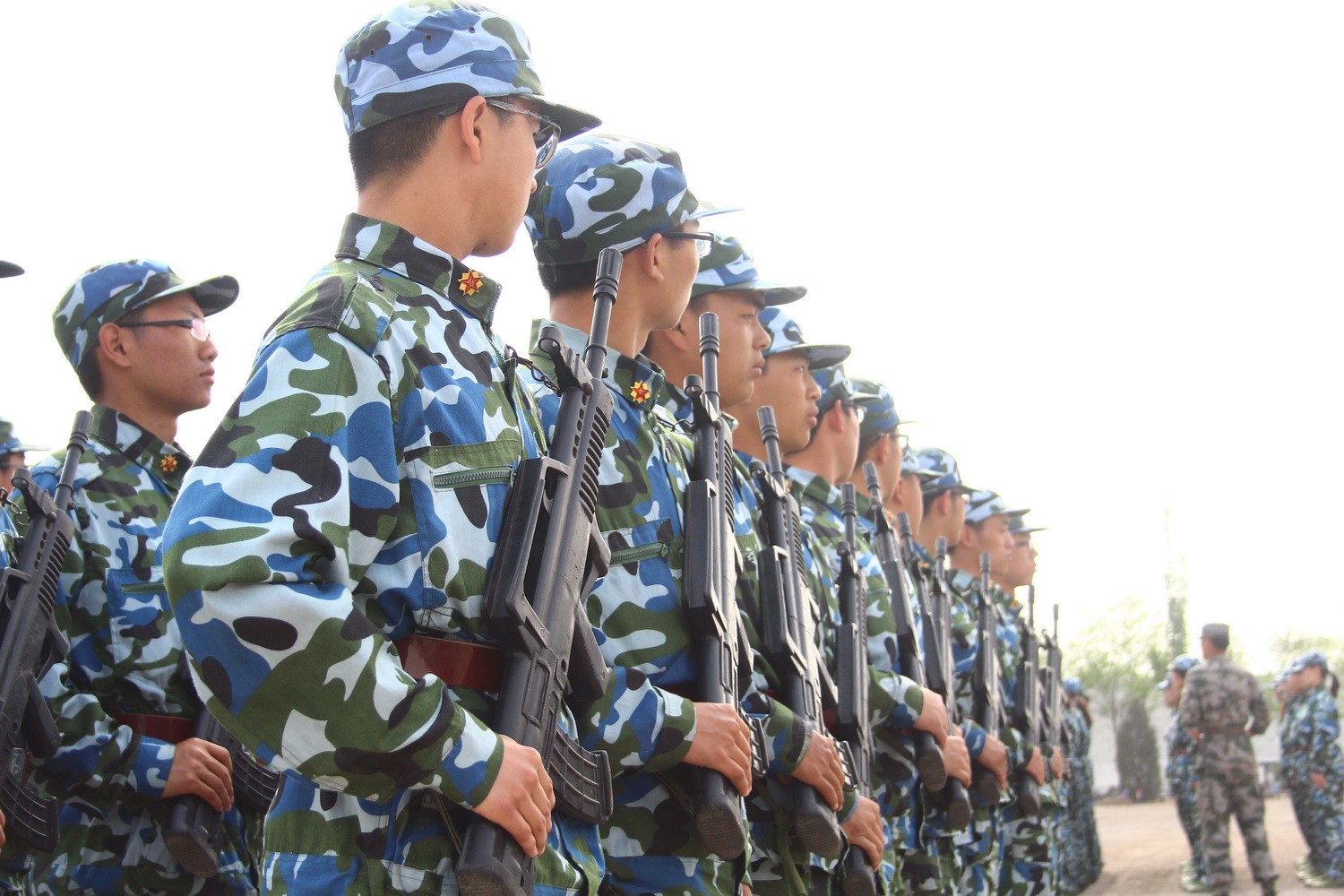 第八章 军训通知