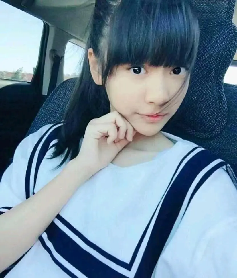 宁艺卓小时候照片合集 - 哔哩哔哩