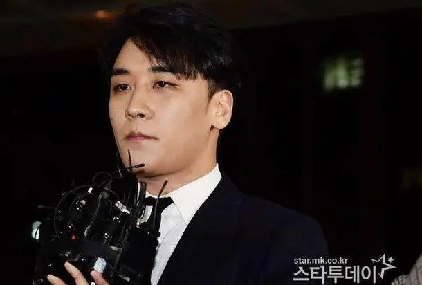 Bigbang李胜利获刑五年 洗白的粉丝成笑话 今后再无完整体 哔哩哔哩