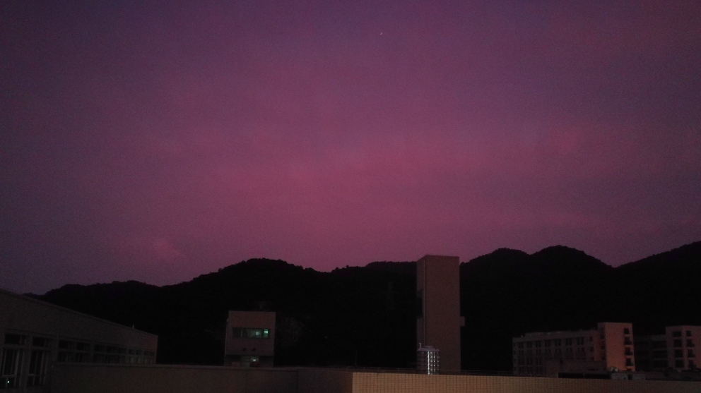 le coq sportif r900 monochrome