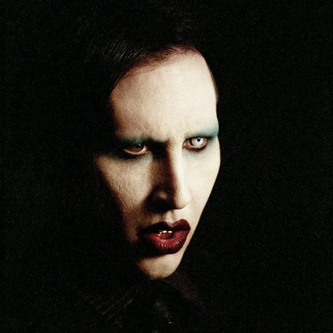 玛丽莲曼森《地狱中的21年》官方写真集预售开始!