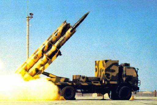 中国-90式122毫米轮式自行火箭炮