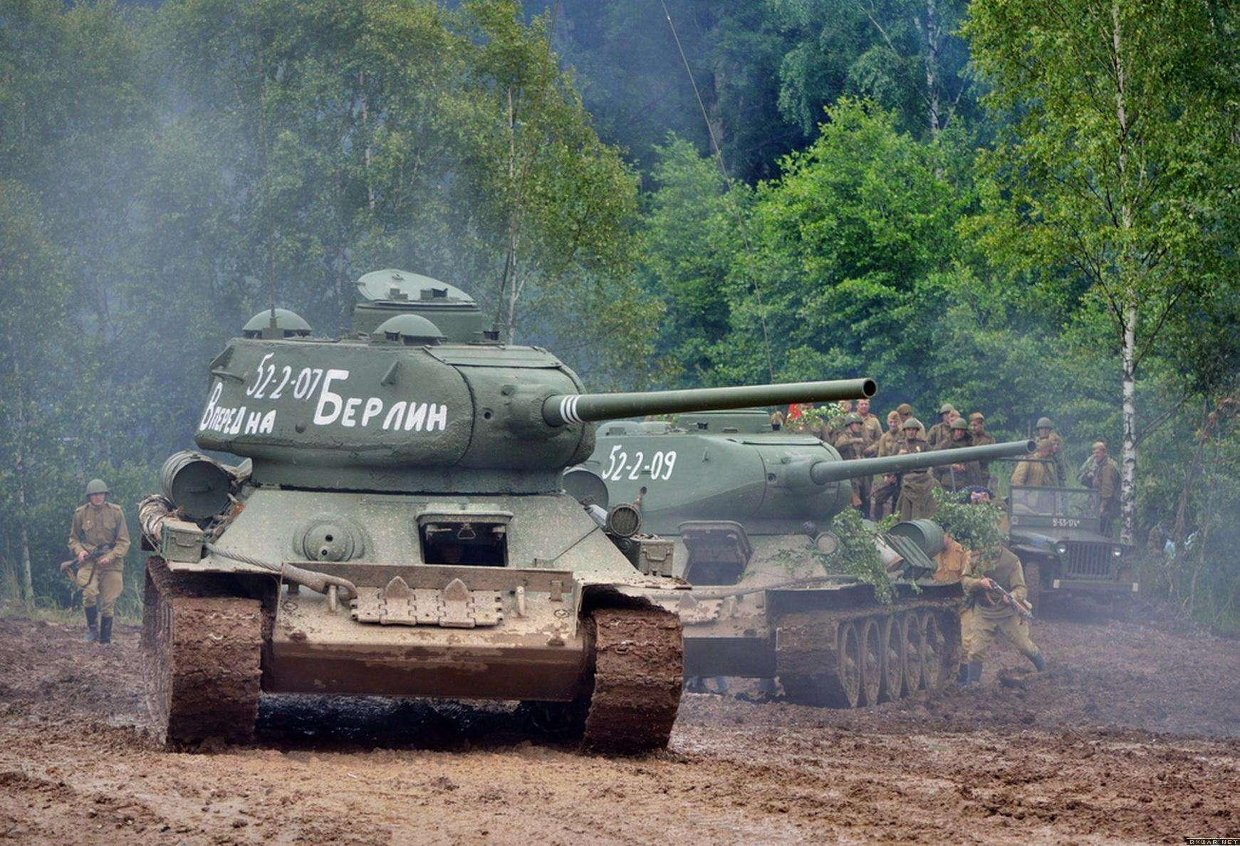 历史科普】正面装甲100毫米的虎式坦克居然打不过45毫米装甲的t34坦克