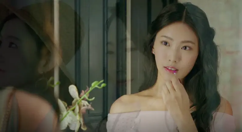 浪花男神 男主撞脸杀仟陌 女主撞脸楚雨荨 可惜剧情太平淡 哔哩哔哩