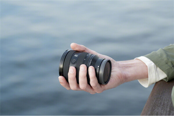 索尼新一代全画幅小三元镜头FE 20-70mm F4 G发布 - 哔哩哔哩