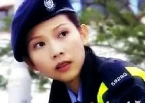 图片[9]-5位TVB“女警”，薛凯琪被封做“长颈鹿”，岑丽香小背心身材突出-妖次元